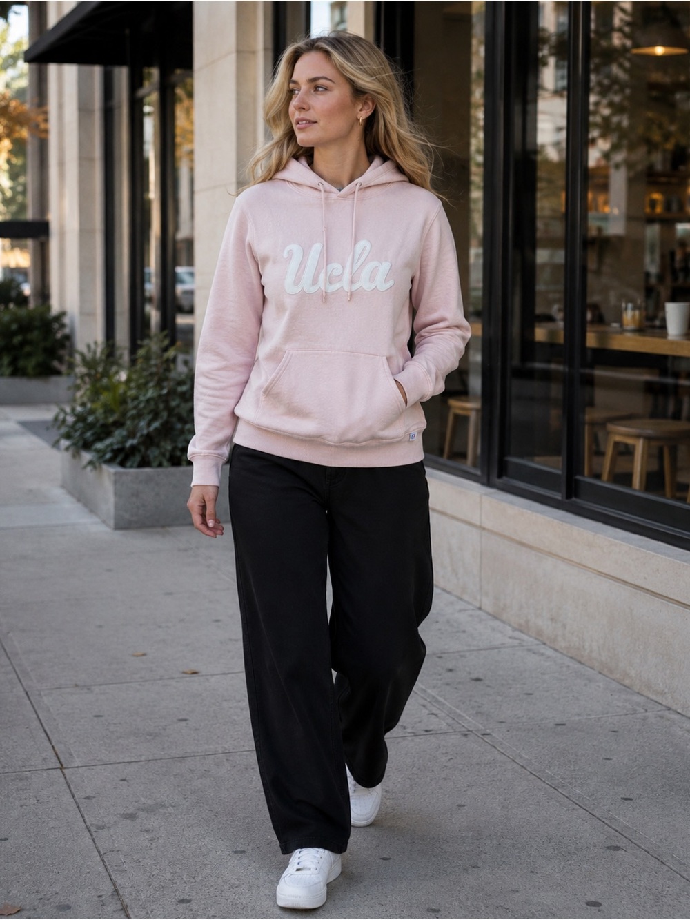 Russell Athletic UCLA Blush Pink Appliqué Pullover Hoodie Small
